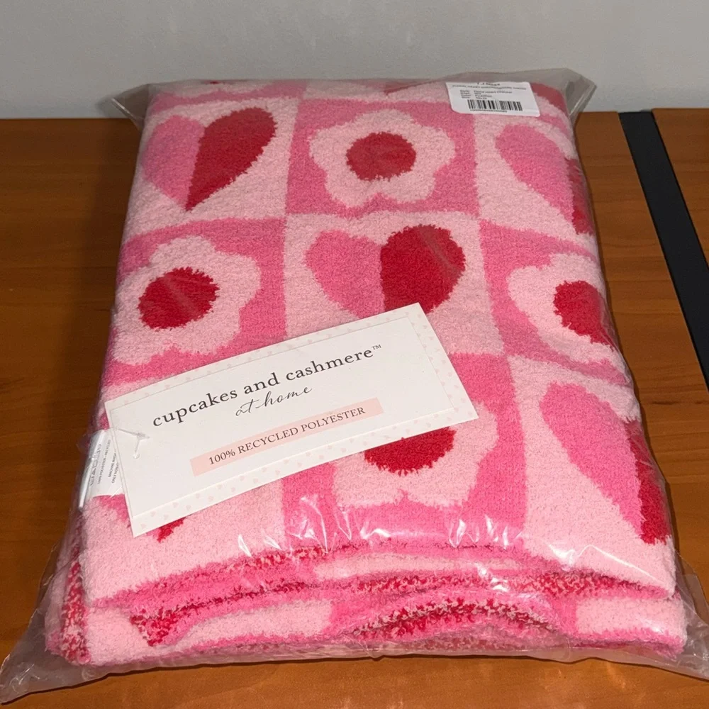 Cupcakes and Cashmere Floral Heart Checkerboard Throw